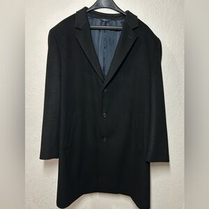 Brooks Brothers Black Wool
Men's Coat